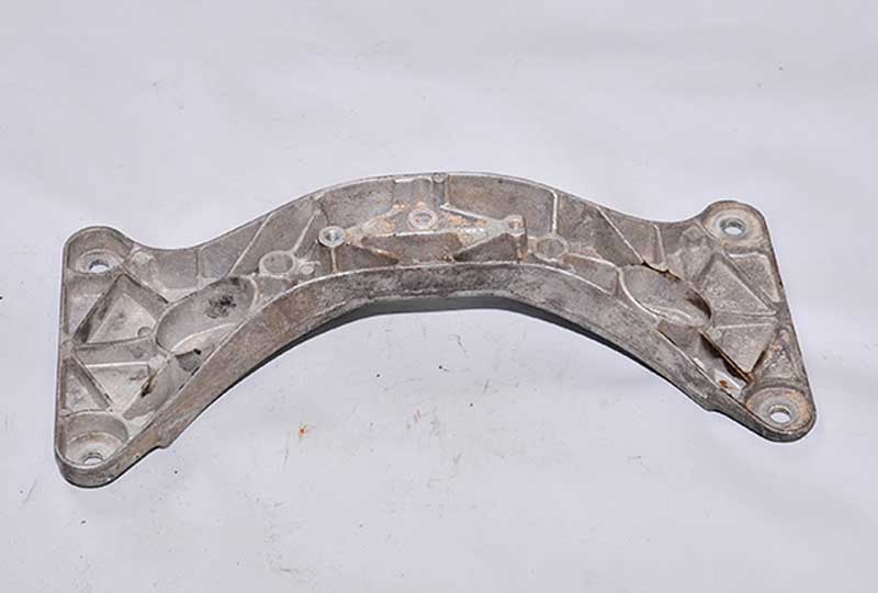 MİNİ COOPER ÇIKMA YEDEK PARÇA ÇIKMA-BMW-PARÇA-E39-KASA-5-SERİSİ-ŞANZUMAN-TRAVERSİ